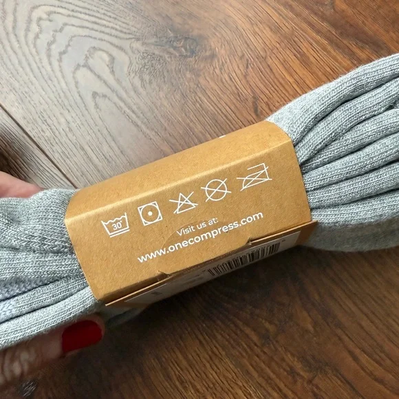 Premium Bamboo Compression Socks - Picture 6 of 8